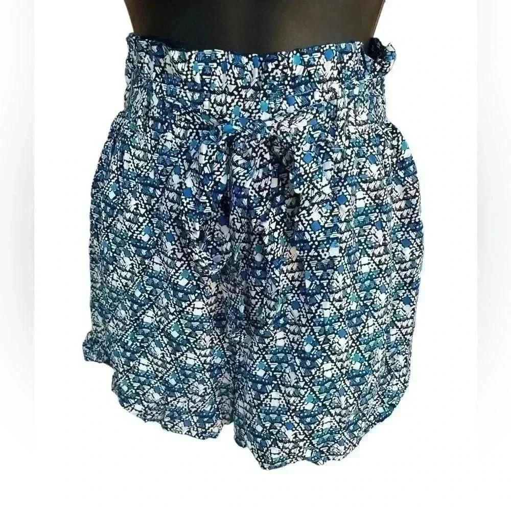 Blue Rain women’s pull up floral blue shorts pockets belt sz SX with liner NWOT